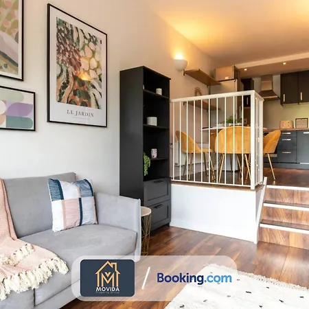 Stylish Two Bed City Centre By Movida Property Group Short Lets & Serviced Leeds *
