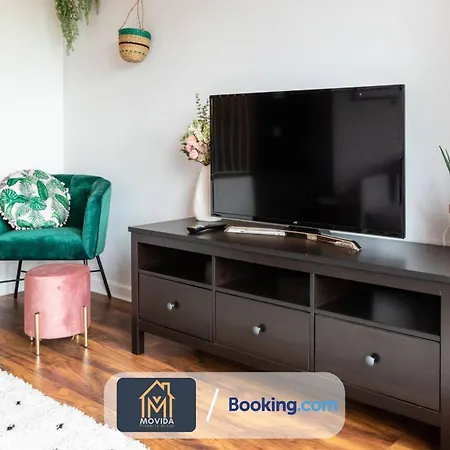 Stylish Two Bed City Centre By Movida Property Group Short Lets & Serviced Leeds Apartament *