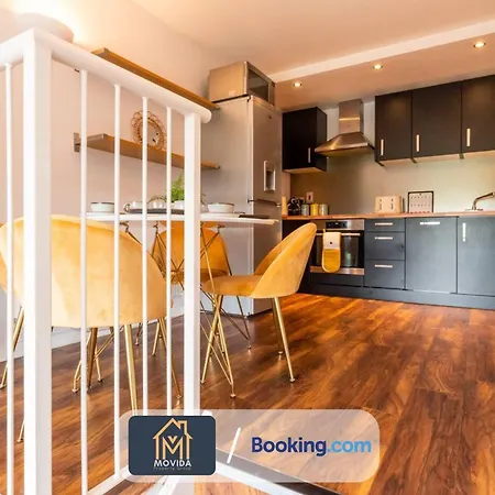 Apartament Stylish Two Bed City Centre By Movida Property Group Short Lets & Serviced Leeds Leeds (West Yorkshire)